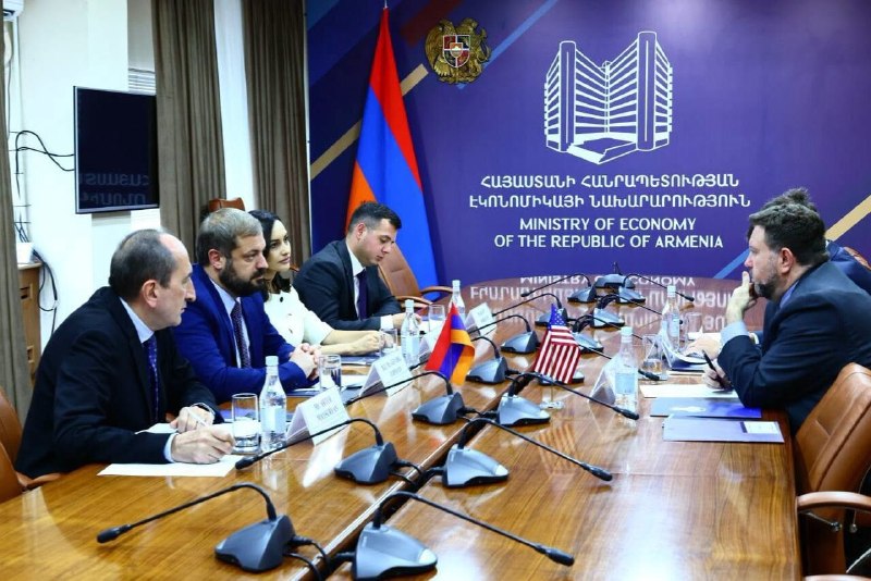 Геворг Папоян обсудил с представителями США экономическое сотрудничество и статус СРЭ