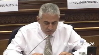 Эдгар Казарян просит подстроить работу парламента под свой график — он обвиняемый в суде