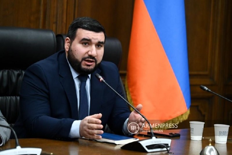 В Артике обсудили проект депутата Ваагна Алексаняна об уголовной ответственности за уклонение от медосмотра