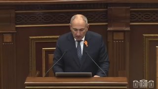 Выборы в Артике: Пашинян о Конституции и Декларации независимости