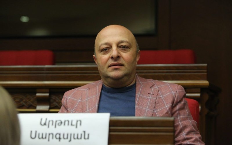 Артур Саргсян останется под домашним арестом — решение суда в Артике