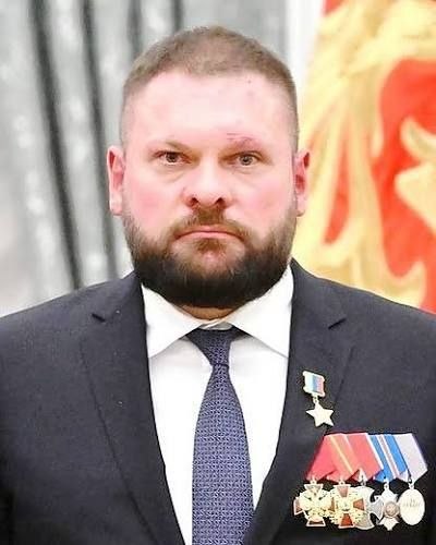 Кандидат «Единой России» Евгений Поддубный, идущий на выборы в Госдуму от Артика, владеет акциями американских компаний