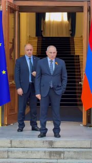 Никол Пашинян встретился с главой Еврокомиссии Урсулой фон дер Ляйен в Ереване