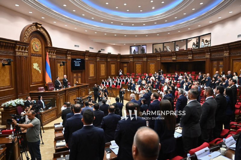 Три фракции парламента Армении избрали лидеров: что важно для Артика