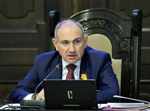 Никол Пашинян выступает с заявлением о выборах в Артике (Ширак)