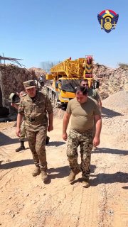 Сурен Папикян посетил строящийся укрепрайон в Артике