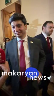 Депутат от Артика Шираз Манукян призвал журналистов уважать его за участие в войне