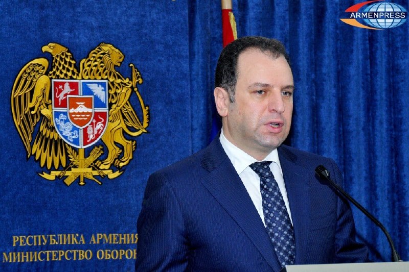 Экс-министра обороны Армении Вигена Саргсяна арестовали заочно и объявили в розыск